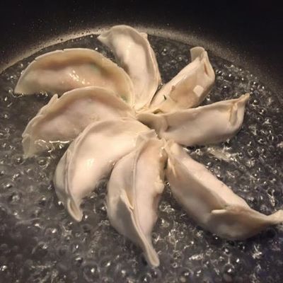 ケンミンショー福島円盤餃子通販お取り寄せできる店はあるのか?.jpg