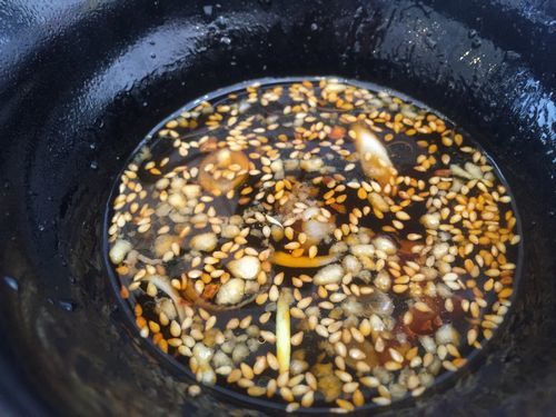山梨甲府ラー油で食べる蕎麦.jpg